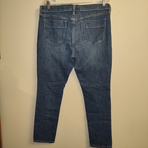 2 pairs of Old Navy jeans women's size 12 short - Picture 4 of 9